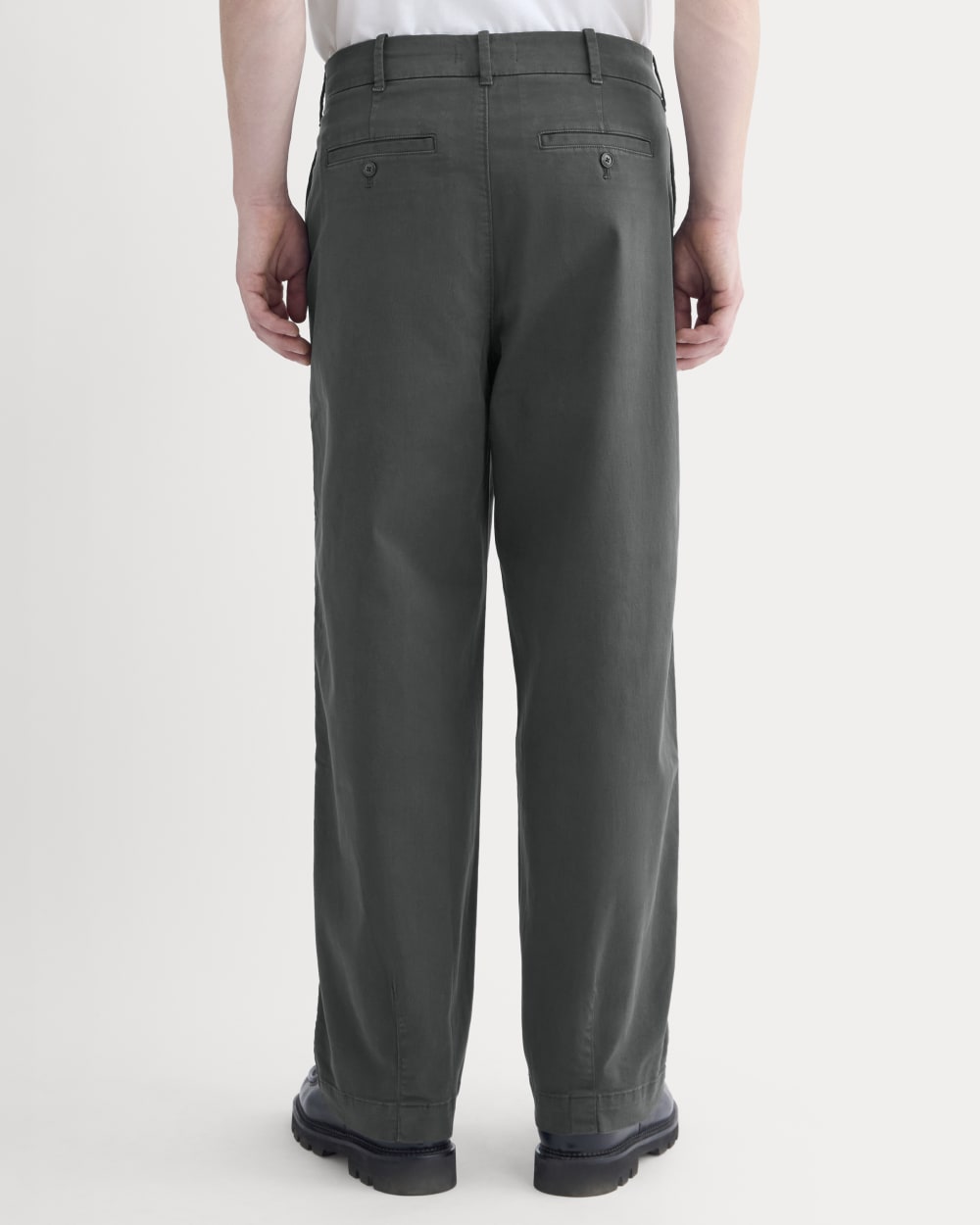 Baggy Chino | Washed Black | 30L – Everlane