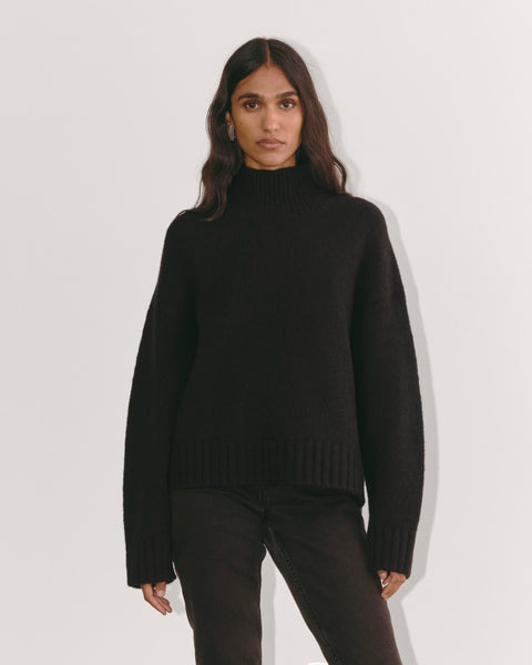 The Cloud Oversized Turtleneck | Black – Everlane