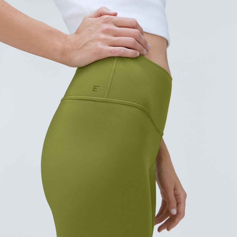 womens-perform-legging-pear