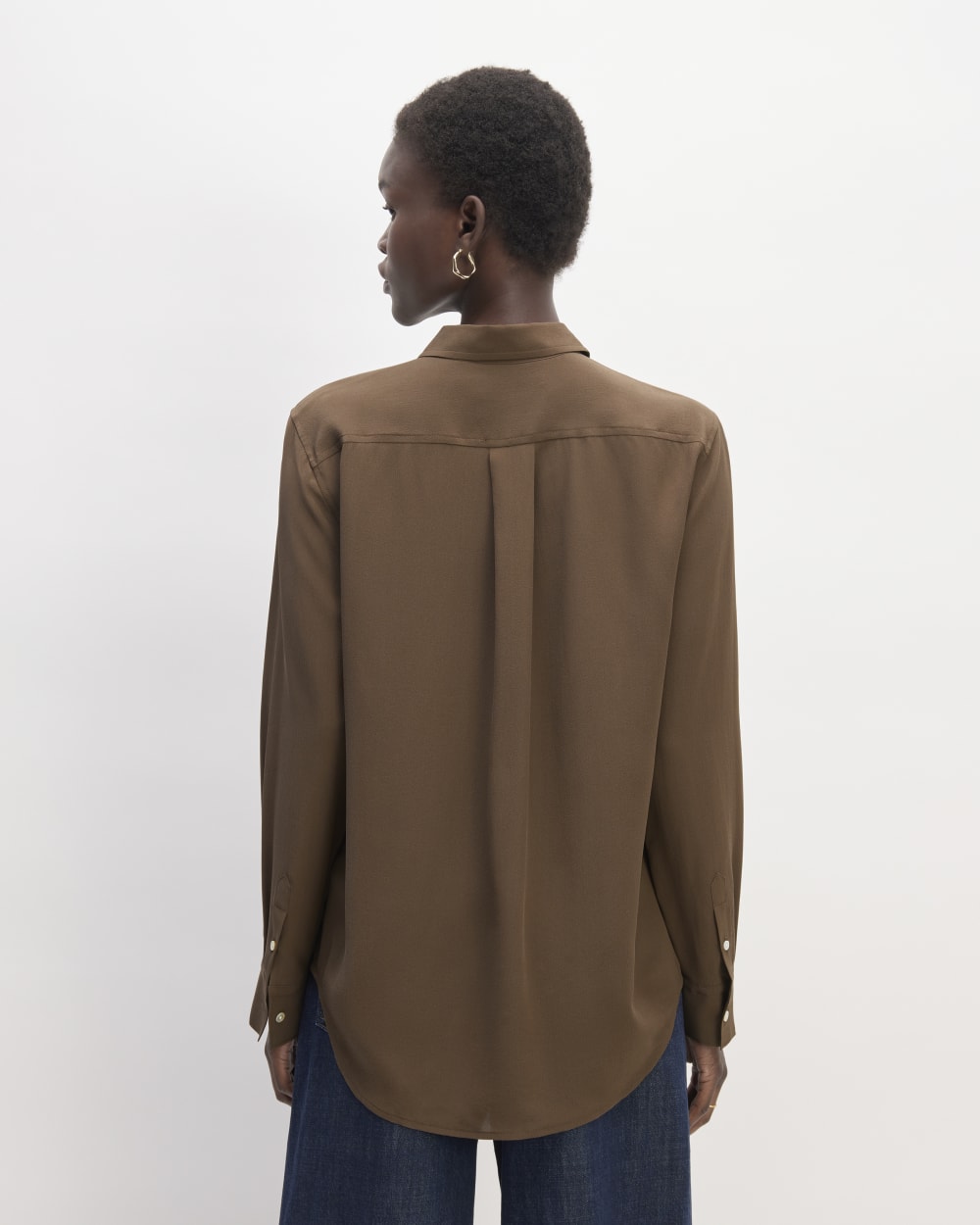 womens-clean-silk-pocket-relaxed-shirt-cocoa