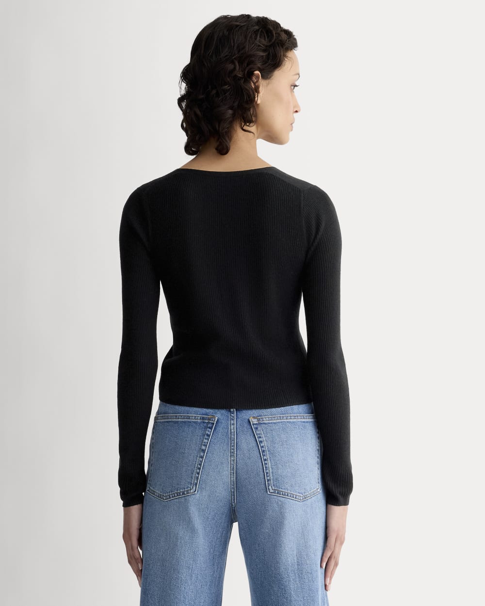 The Cardigan in Ultrasoft Merino | Black – Everlane