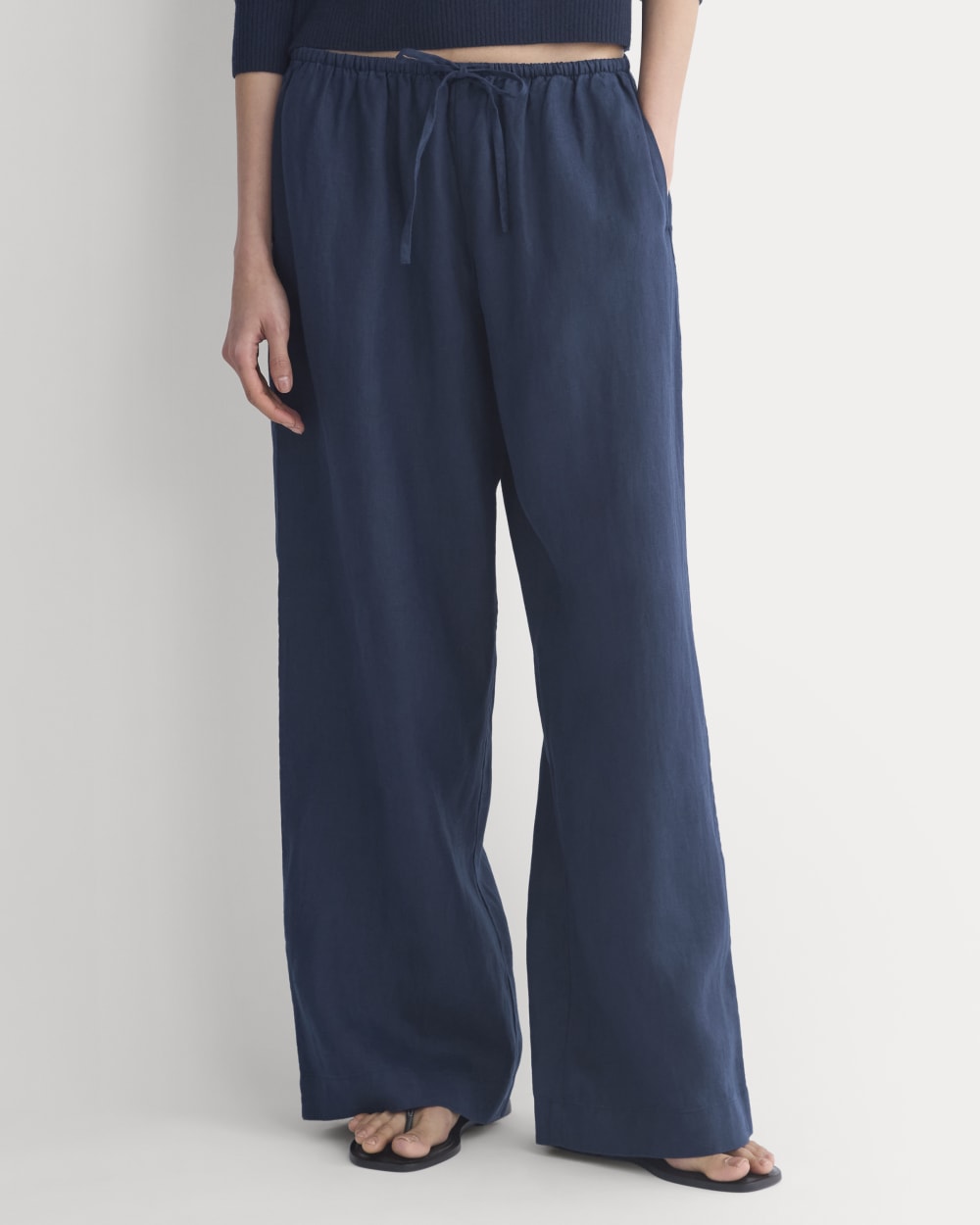 womens-drawstring-pant-in-linen-navy