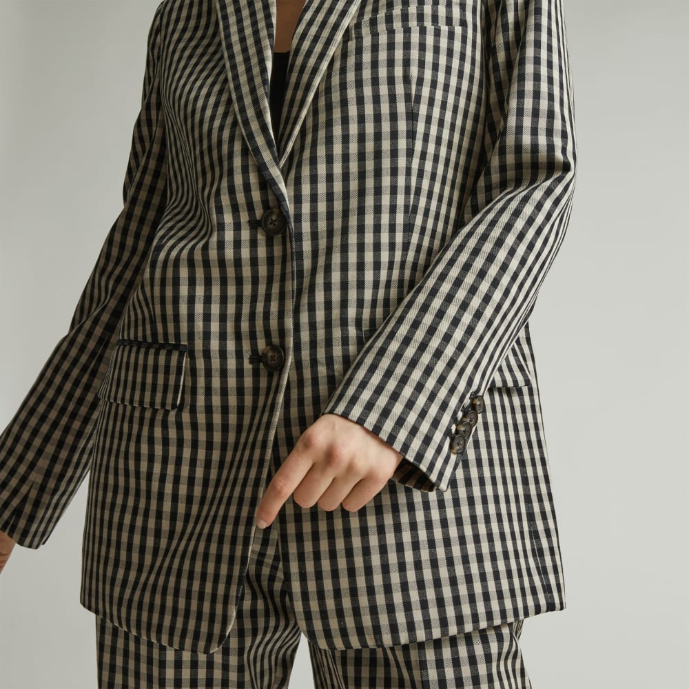 The Oversized Blazer in Buttersmooth | Khaki / Black – Everlane