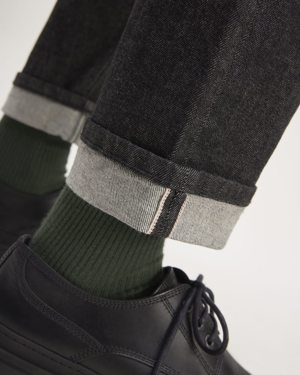 mens-selvedge-straight-fit-jean-black-rinse