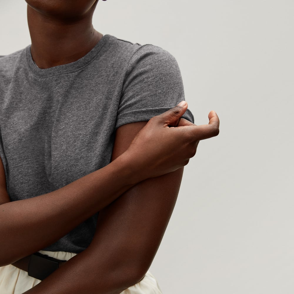 womens-organic-cotton-crew-charcoal