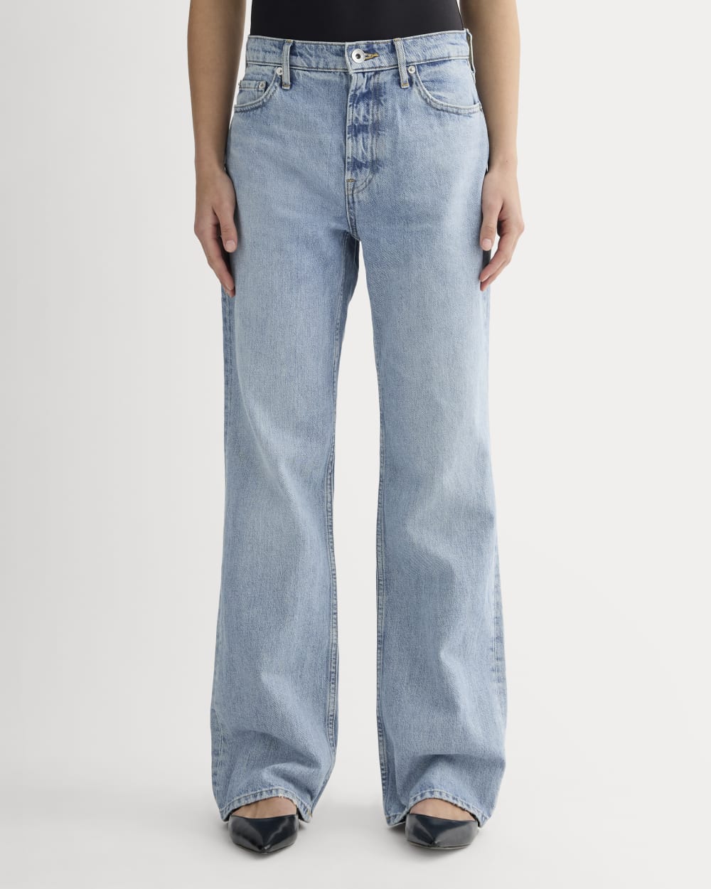 womens-90s-forever-jean-light-indigo