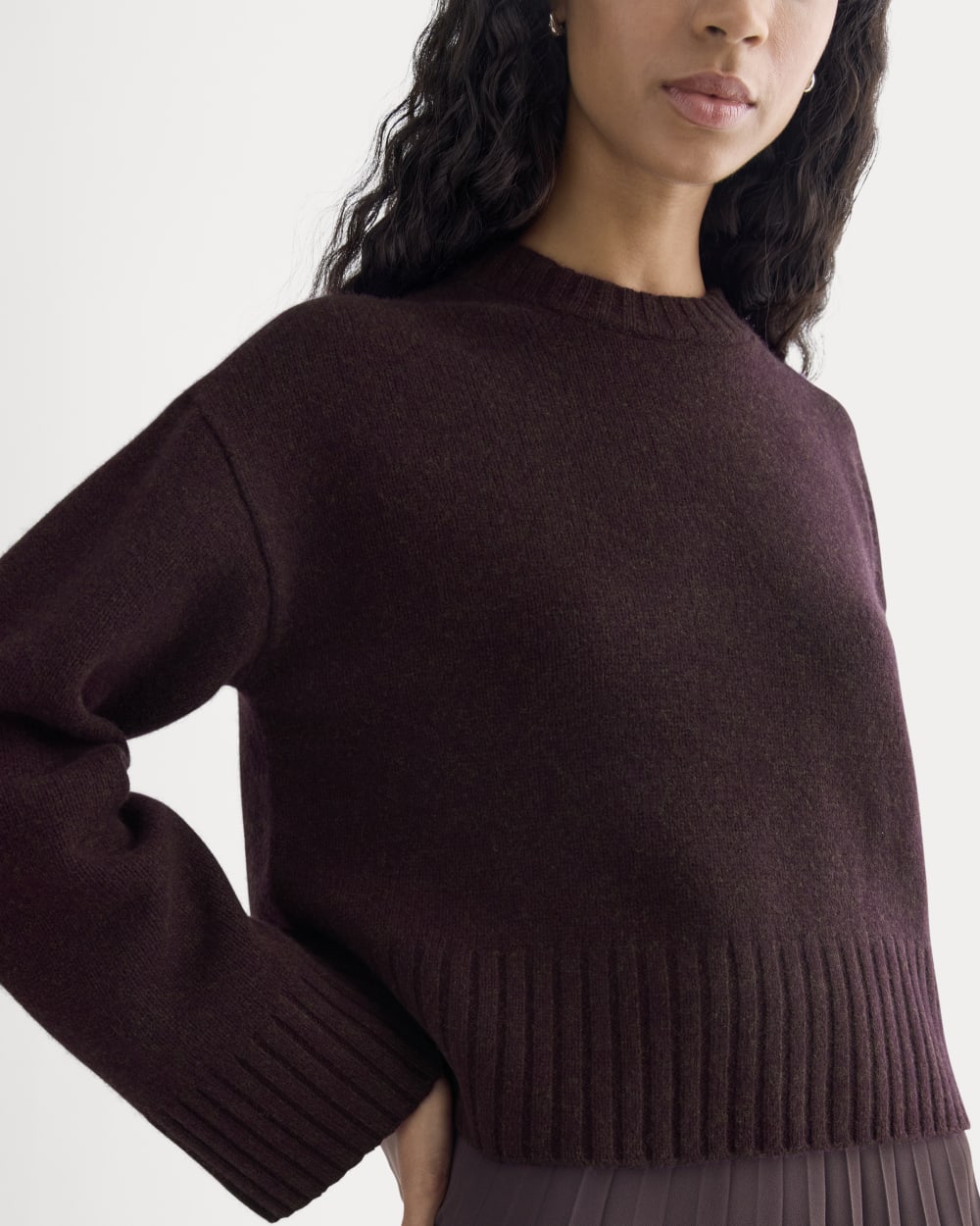 womens-cropped-boxy-crew-in-luxe-merino-heathered-winetasting