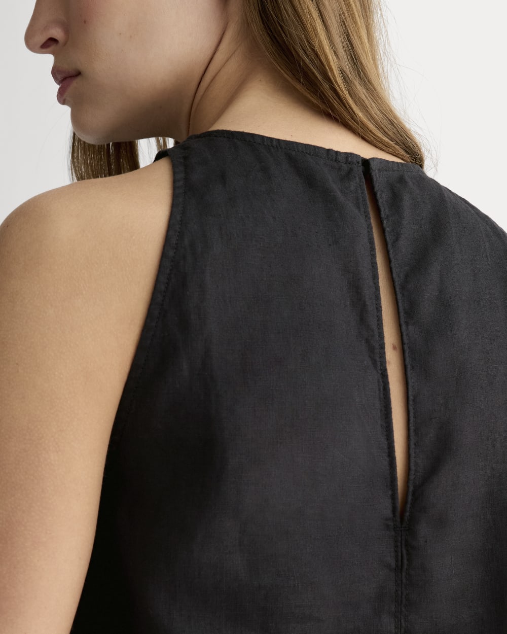 womens-linen-high-neck-tank-black