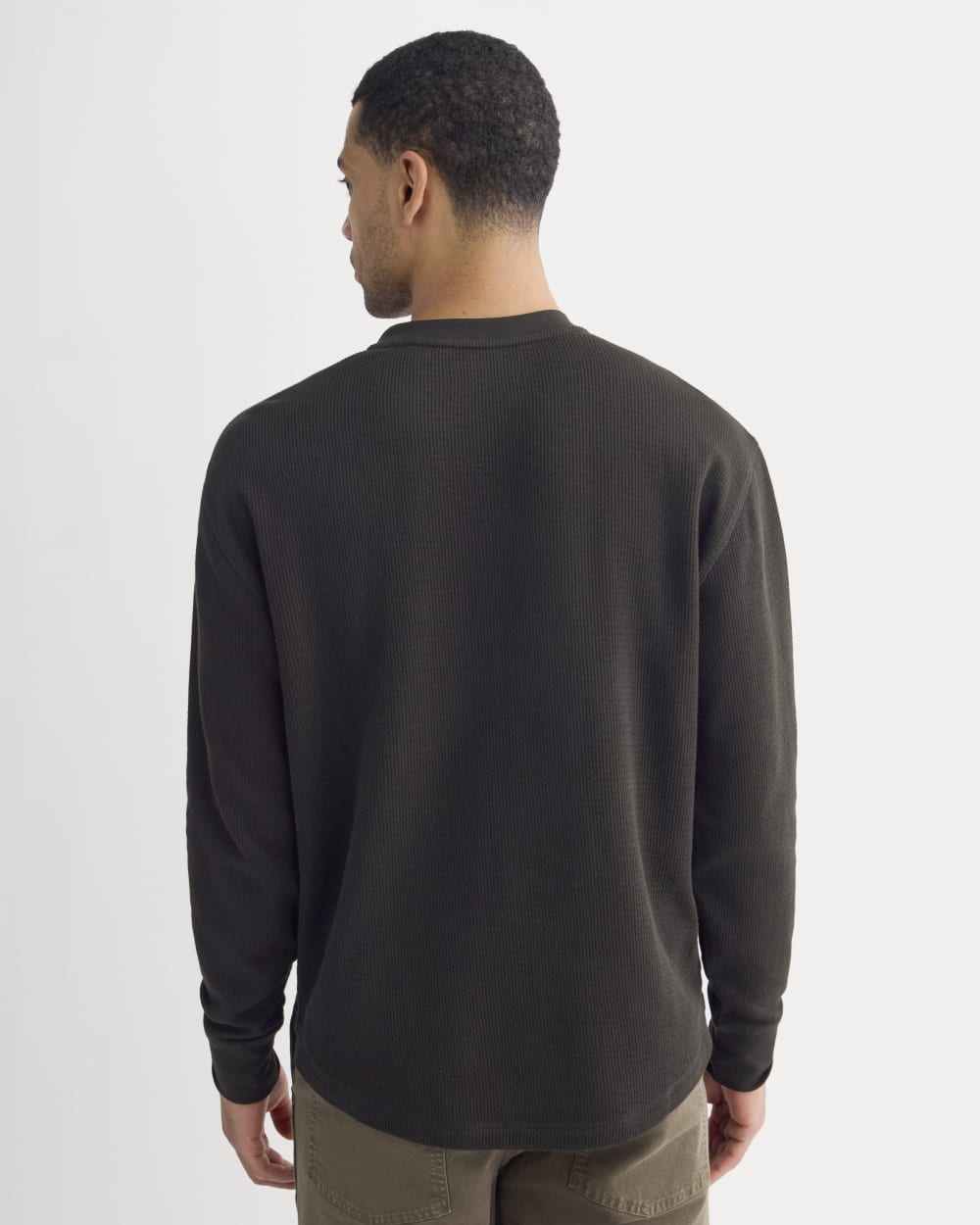 Thermal Henley in Cozy Waffle | Black – Everlane