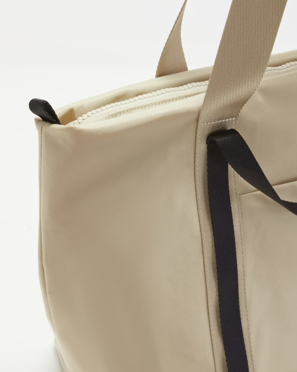 The Recycled Nylon Tote | Khaki – Everlane