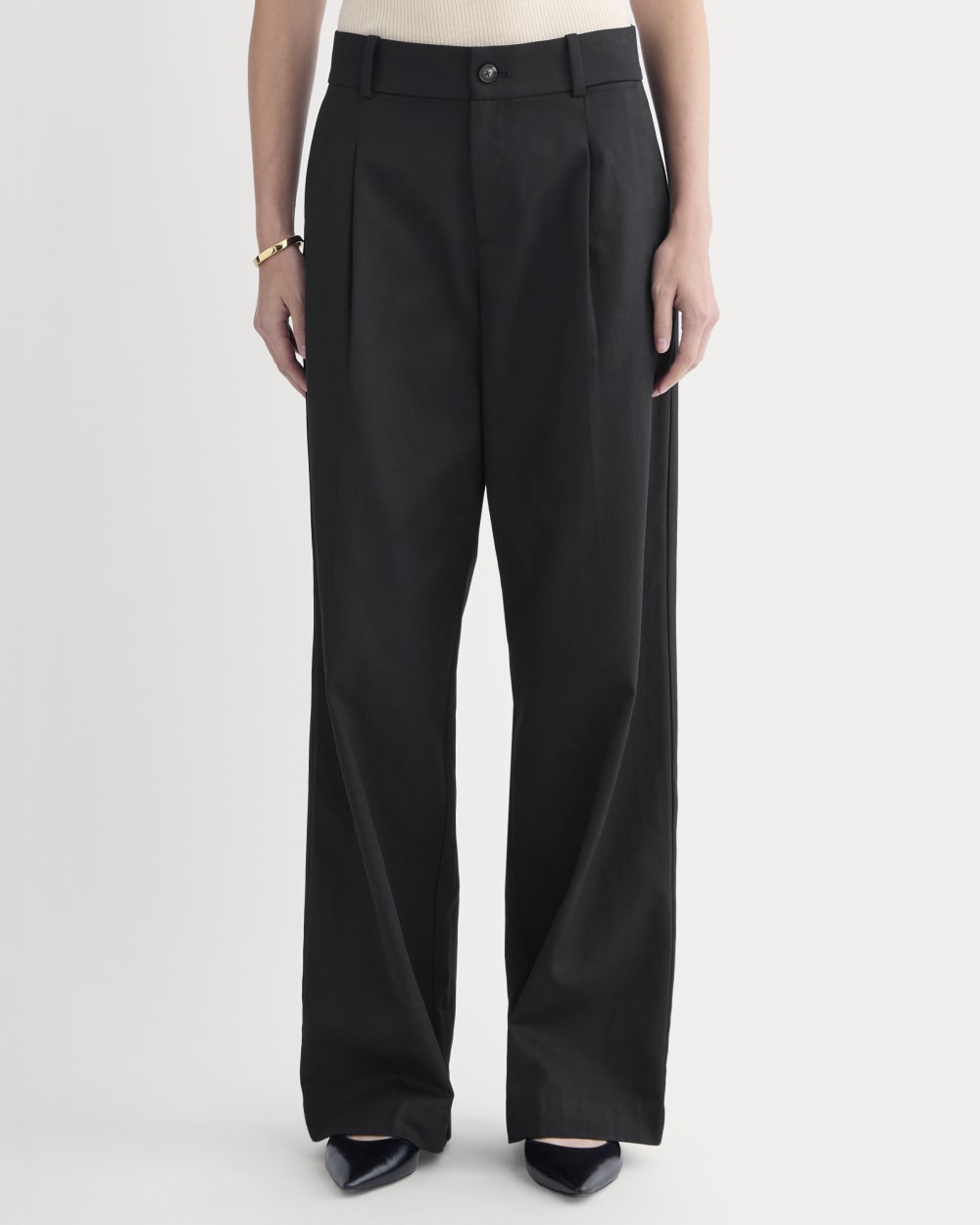 Wide-Leg Trouser in Buttersmooth | Black | 32