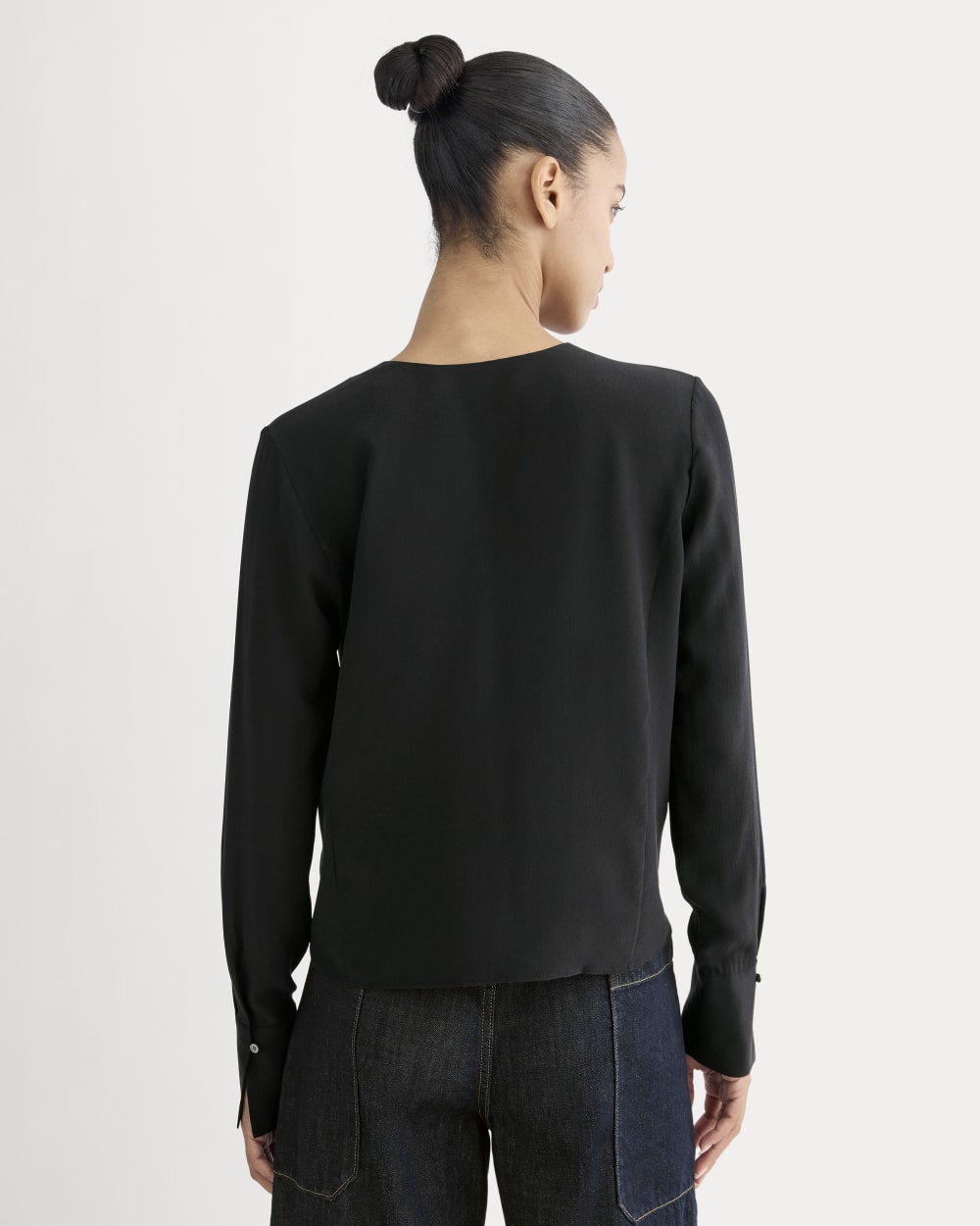 womens-v-neck-blouse-in-washable-silk-black