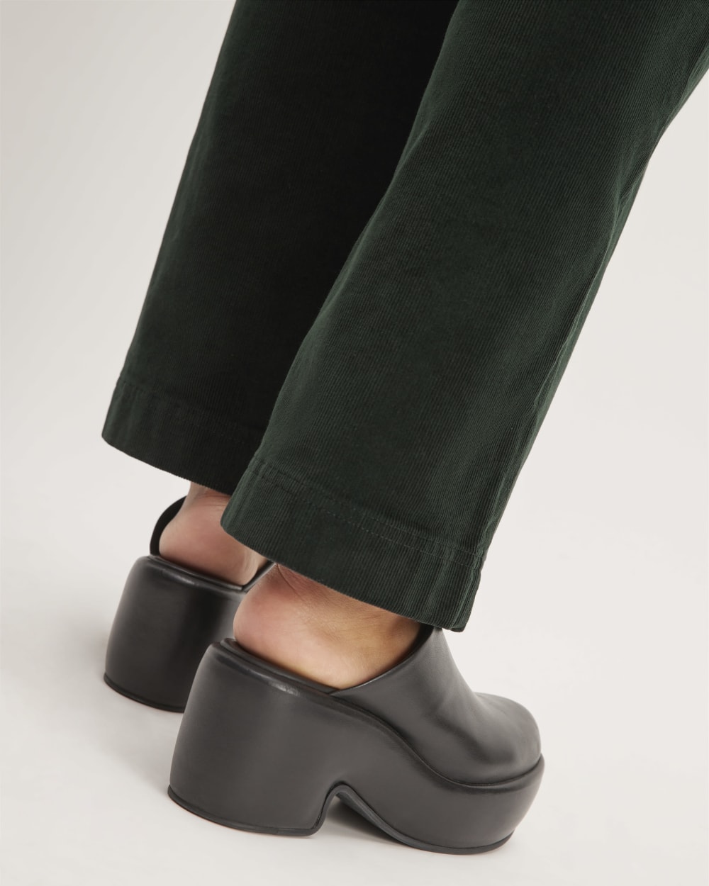 womens-cord-wide-leg-pant-scarab