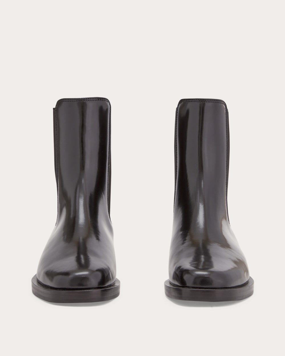 womens-timeless-chelsea-boot-black