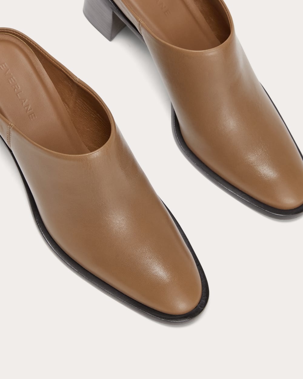 womens-outlaw-mule-saddle-brown