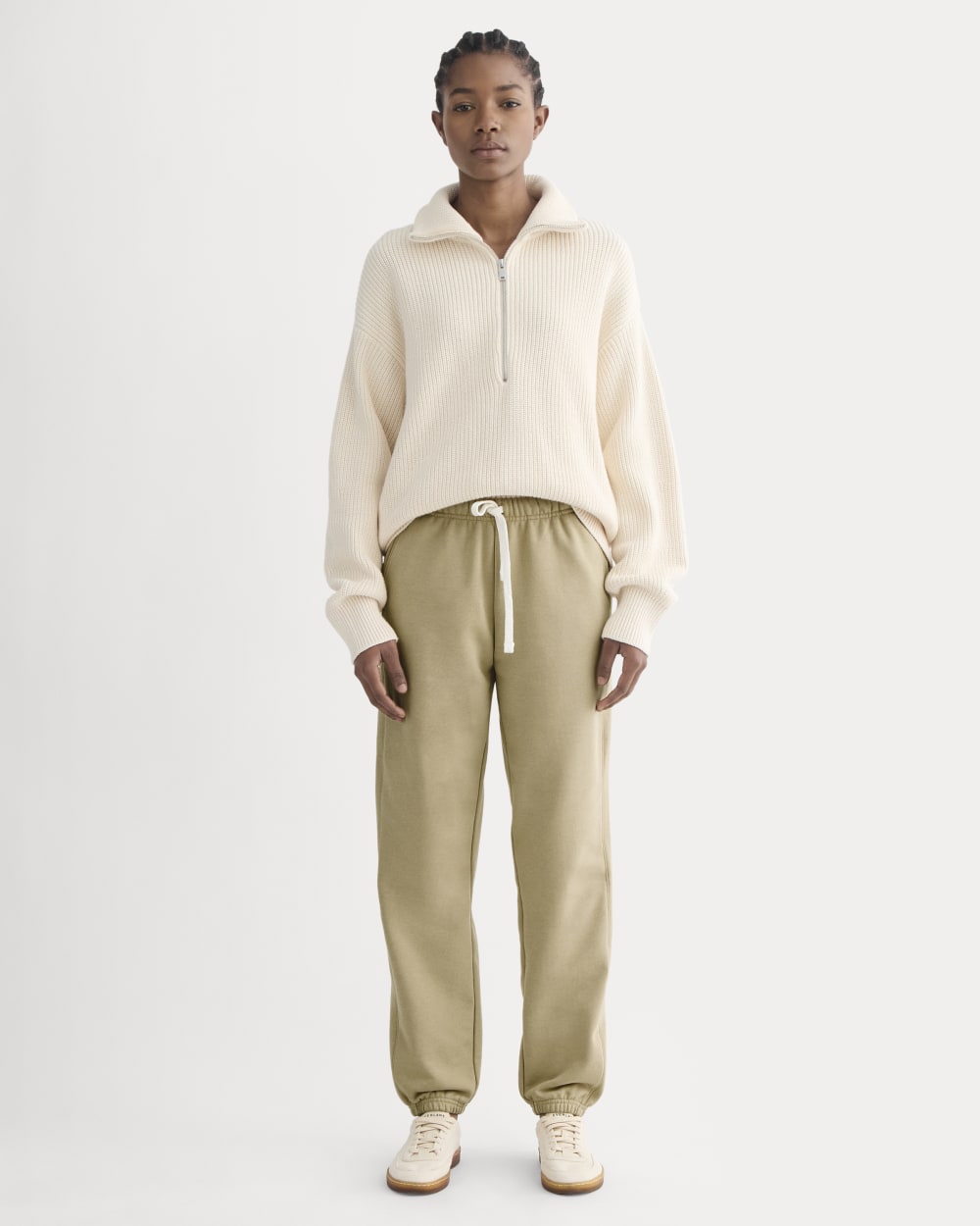 womens-off-duty-jogger-classic-khaki | primary