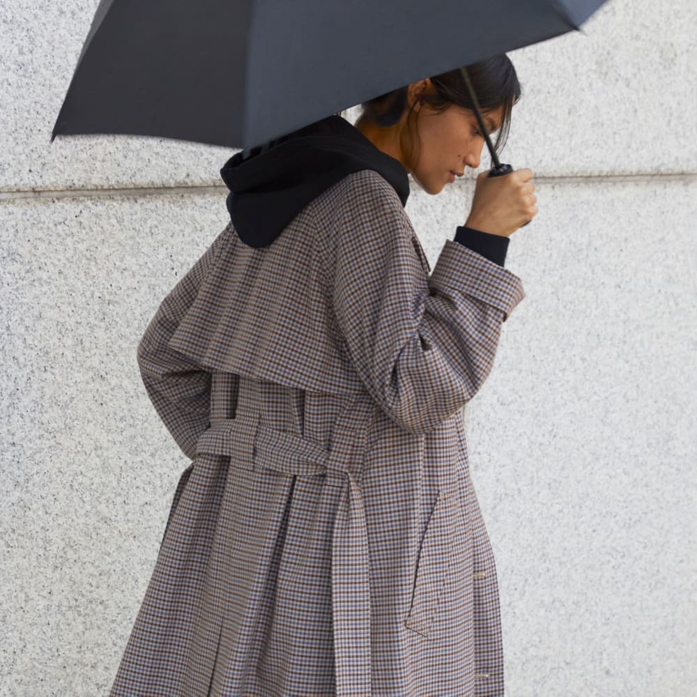 womens-gathered-mac-trench-blue-brown-houndstooth