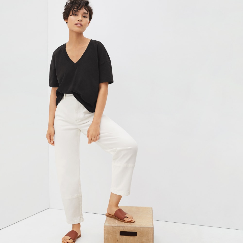 womens-organic-ctn-boxy-v-tee-black | primary