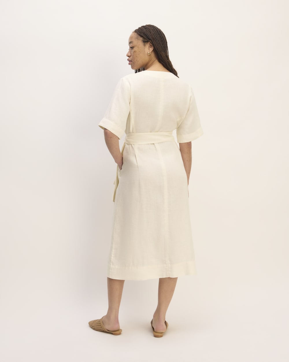 The Wrap Dress in Linen | Bone Everlane The Wrap Dress in Linen | Bone Everlane