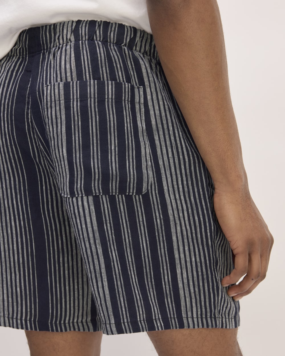 mens-linen-easy-short2-navy-bone
