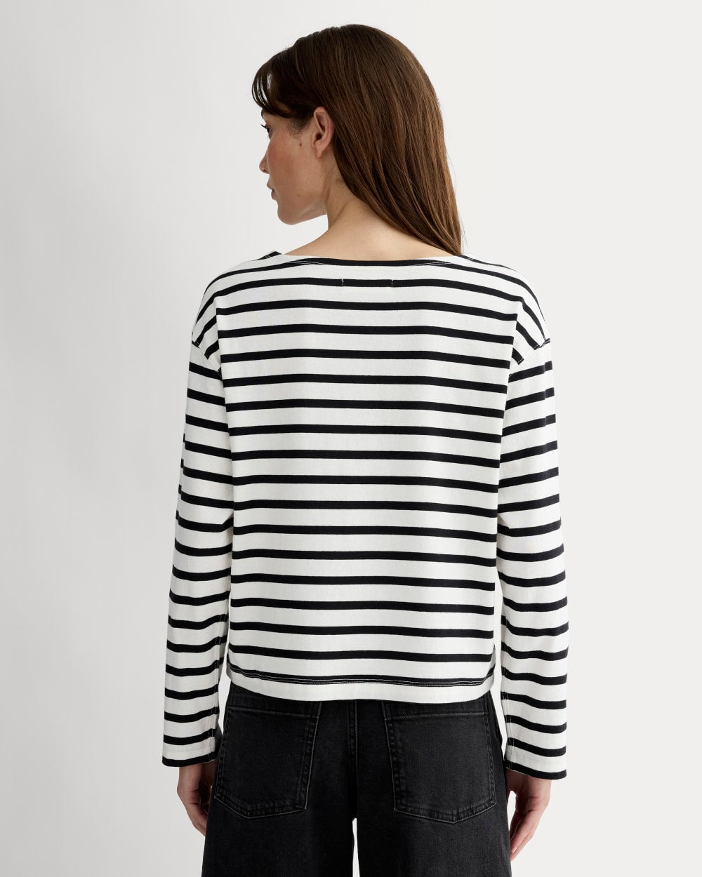 The Mariner Tee | Bone / Black – Everlane