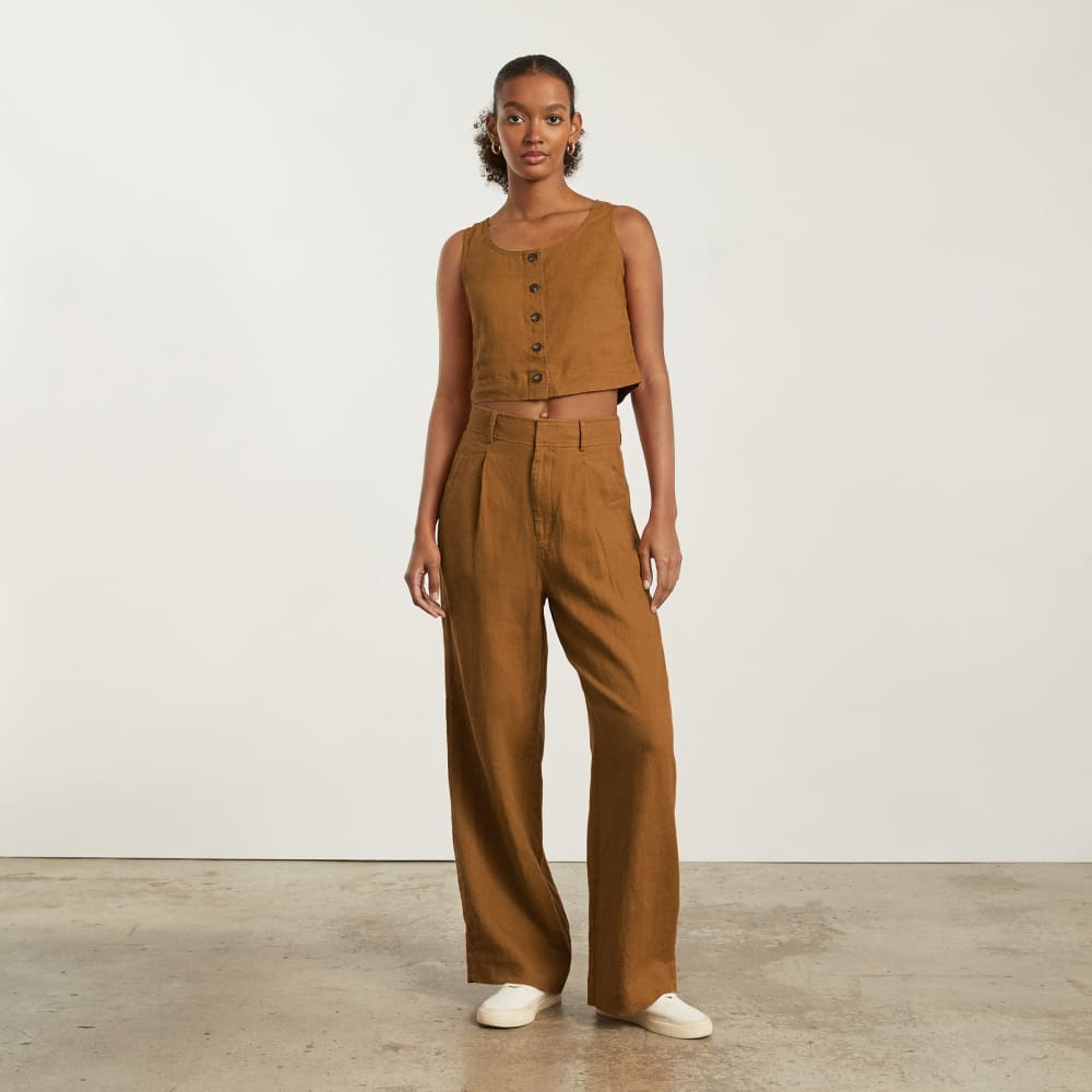 The Linen Button-Front Crop Tank | Tawny Brown – Everlane