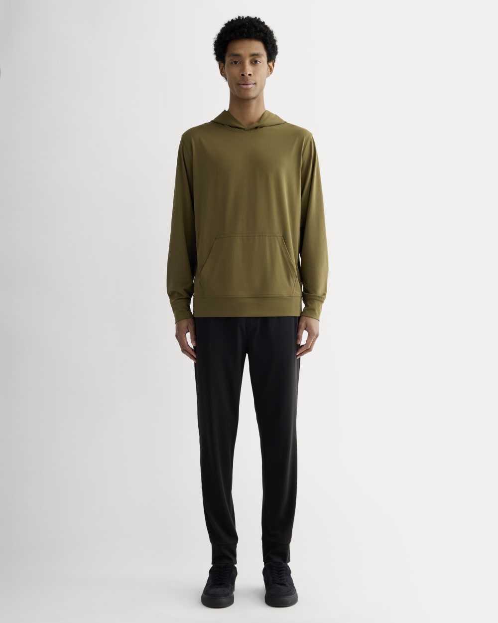 The Off-Duty Tech Hoodie | Olive – Everlane