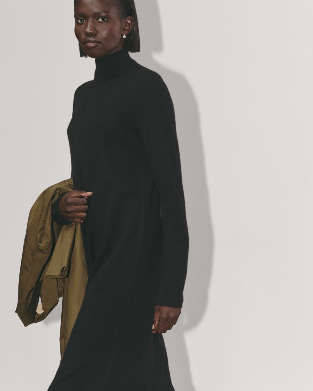 The Turtleneck Sweater Dress in Cashmere | Black Everlane The Turtleneck Sweater Dress in Cashmere | Black Everlane