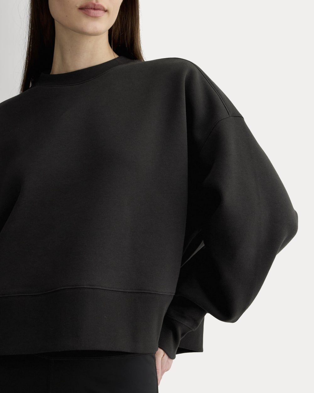 womens-laid-back-fleece-cropped-sweatshirt-black