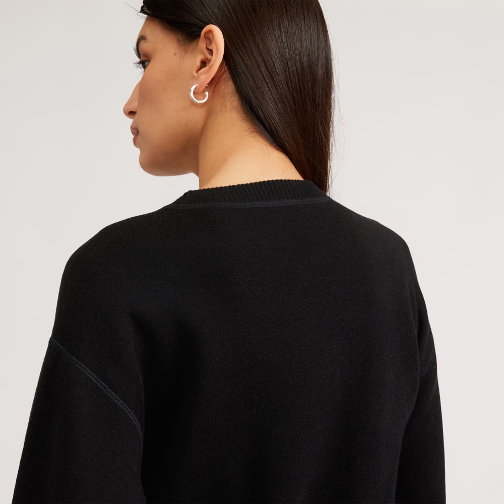 womens-knitted-sweatshirt-black