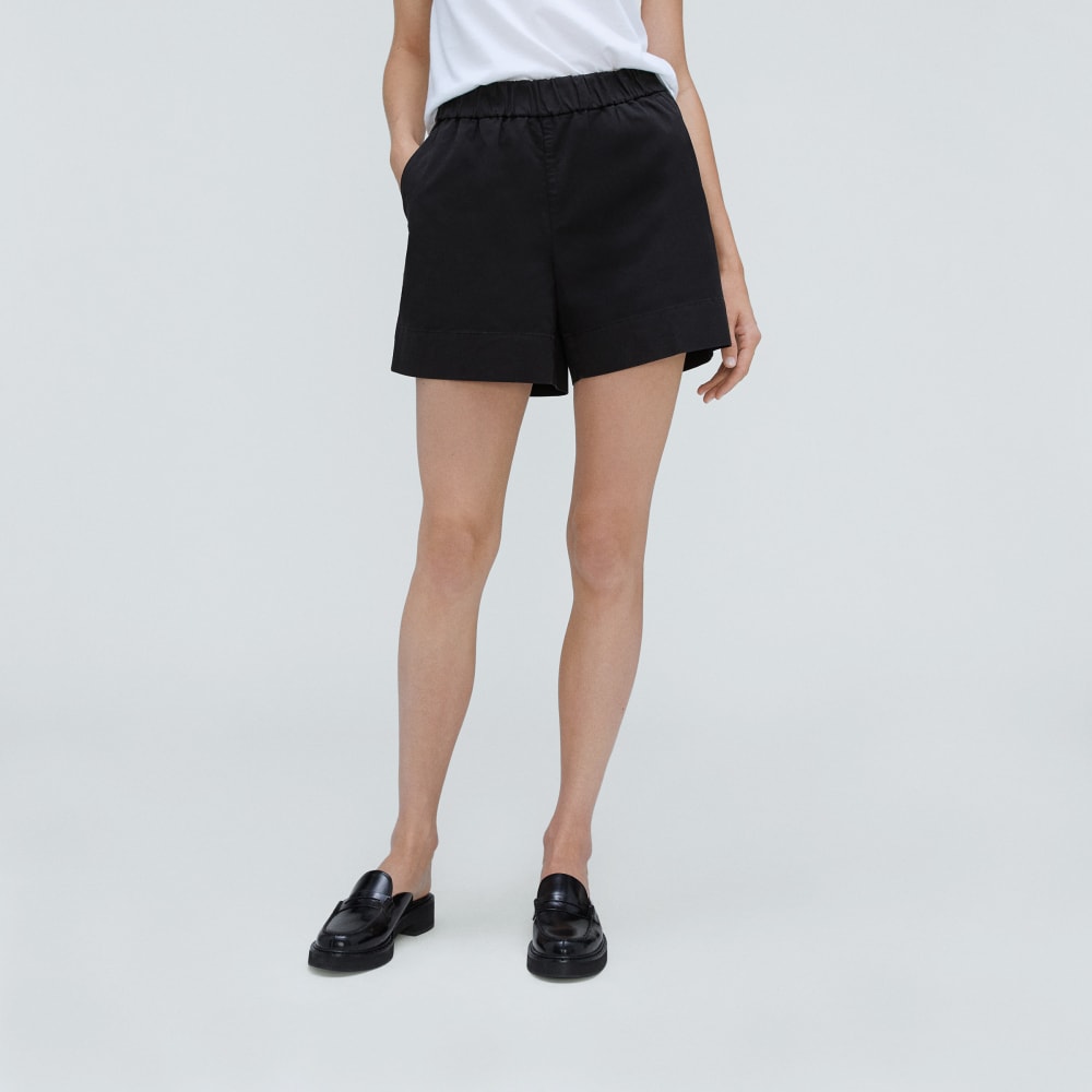 womens-easy-modern-chino-short-black-2