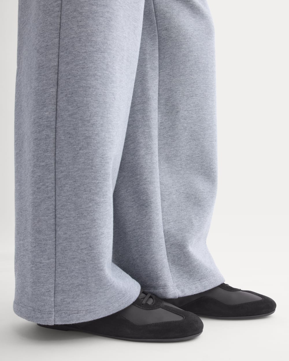 womens-ballet-sneaker-black-suede | alt