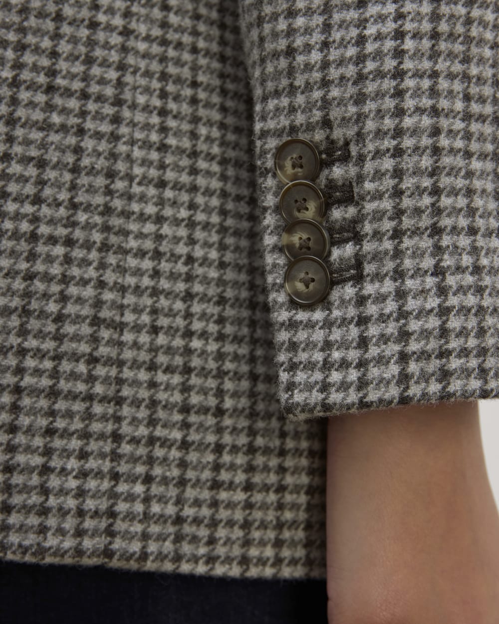 womens-wool-oversized-blazer-gray-houndstooth
