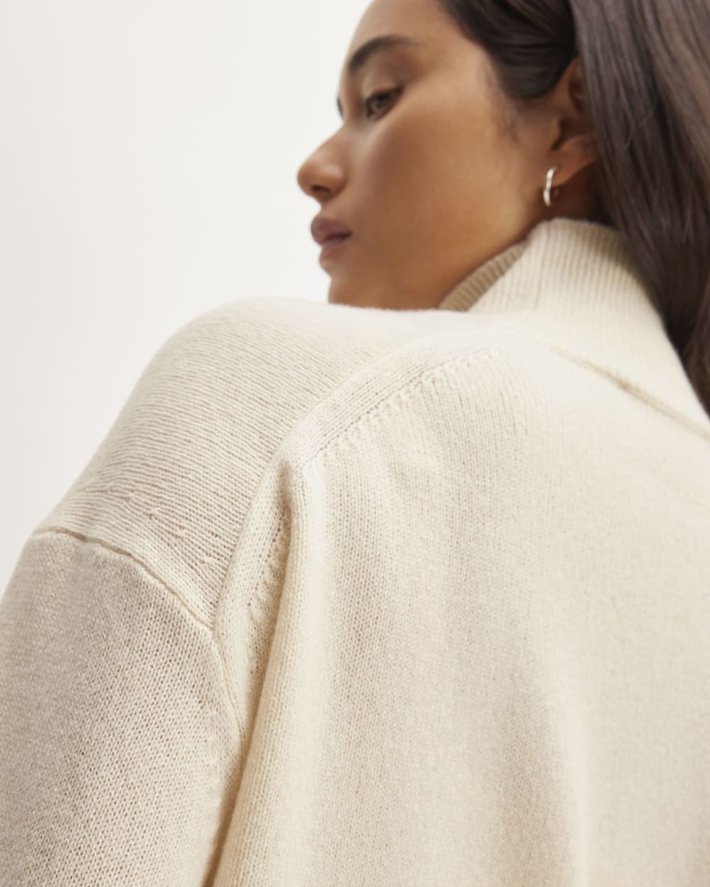 womens-recashmere-oversized-turtleneck-bone