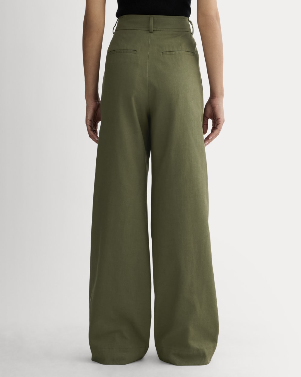 The Draper Pleated Pant in Buttersmooth | Kalamata | 30