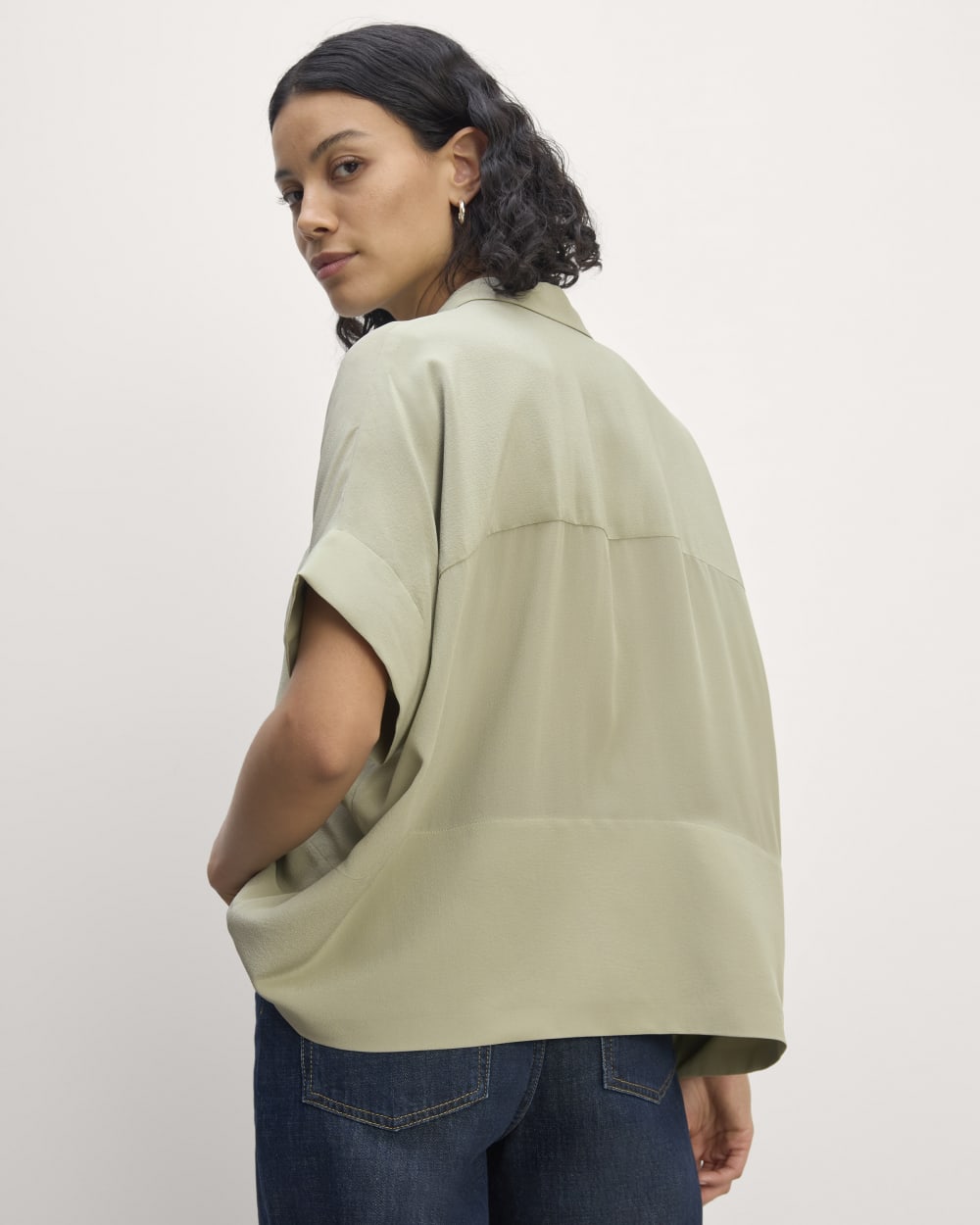 womens-clean-silk-ss-square-shirt-seagrass