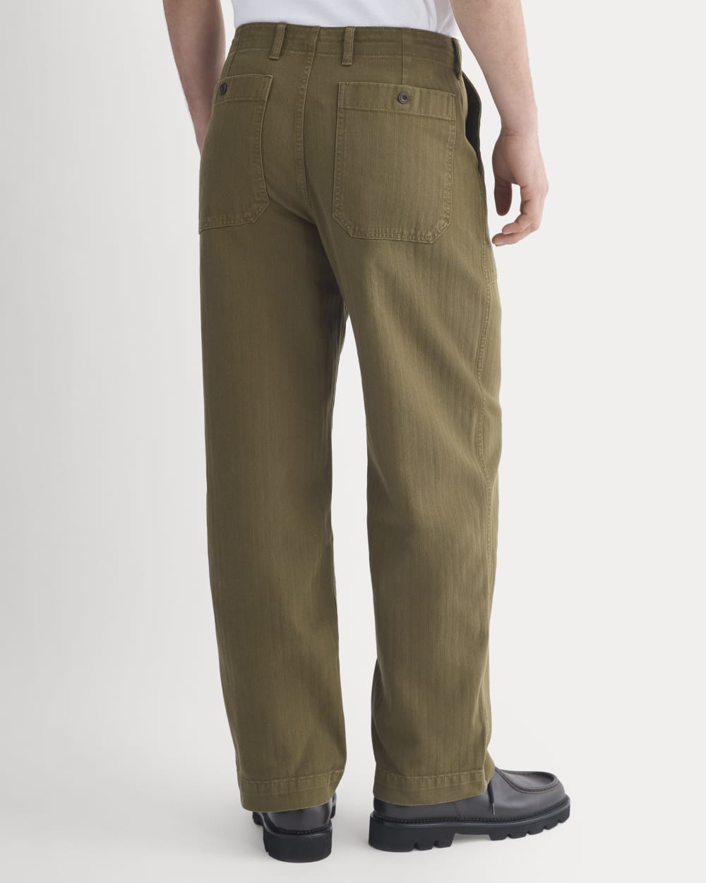 mens-relaxed-herringbone-fatigue-pants-beech