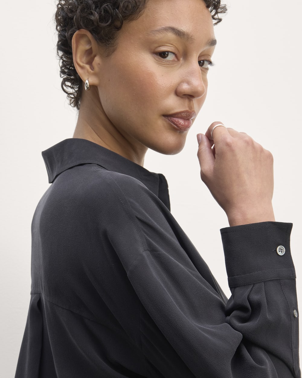 womens-washable-silk-oversized-shirt-black