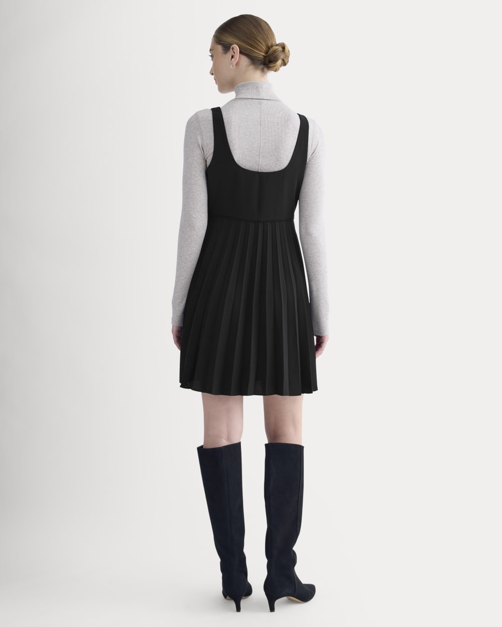 Everlane Drapey Crepe Mini Dress In Black, Size 00, Polyester Everlane Drapey Crepe Mini Dress In Black, Size 00, Polyester