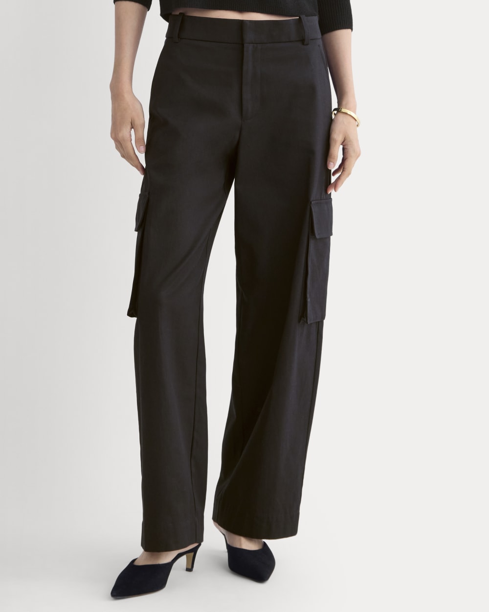 Wide-Leg Cargo Trouser in Buttersmooth | Black – Everlane