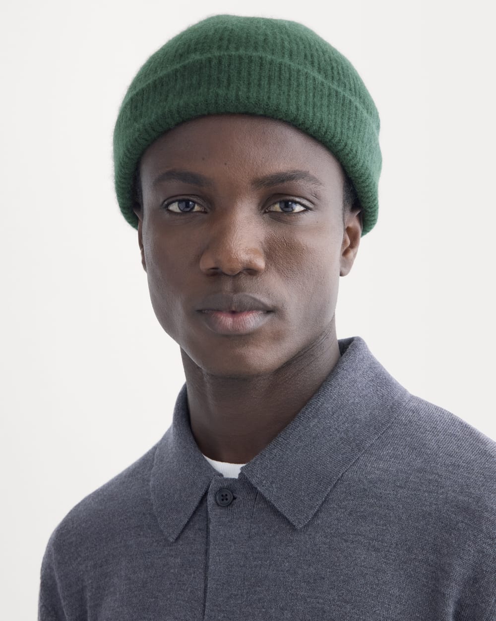womens-cashmere-docker-beanie-dark-green | alt