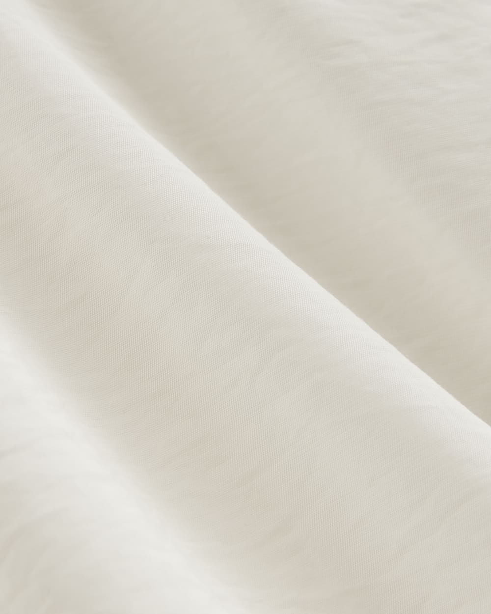 womens-keyhole-top-bone