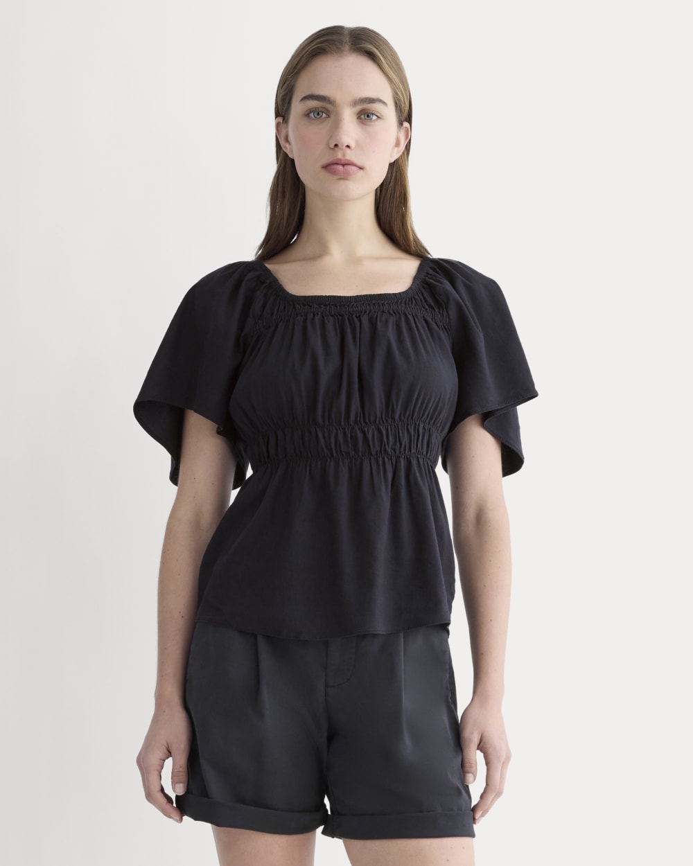 The Flutter-Sleeve Top in Stretch Linen