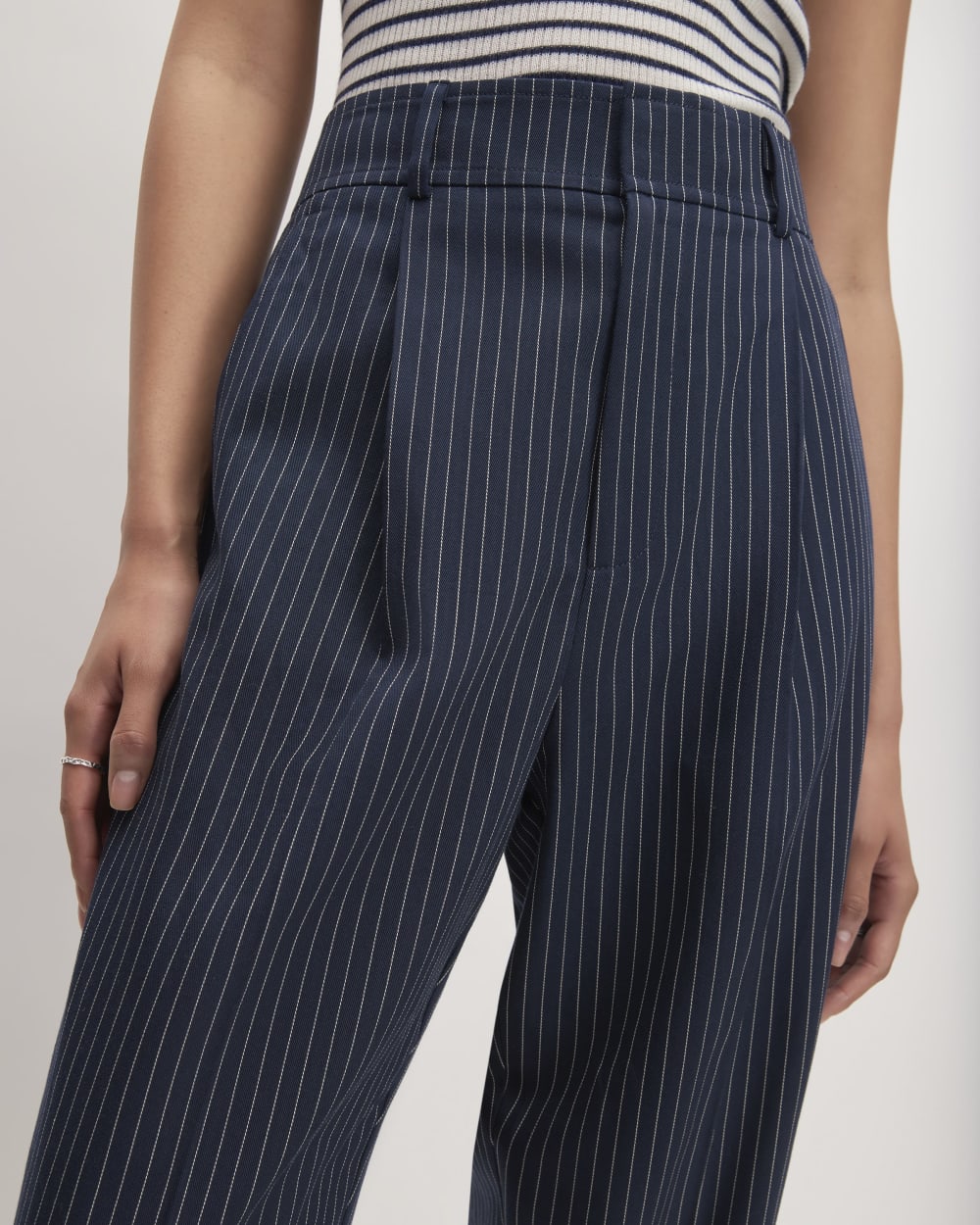 womens-tencel-way-high-taper-pant-bone-navy