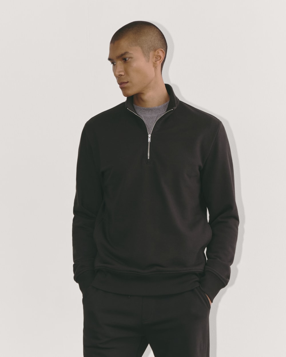 mens-off-duty-qrtr-zip-black | primary