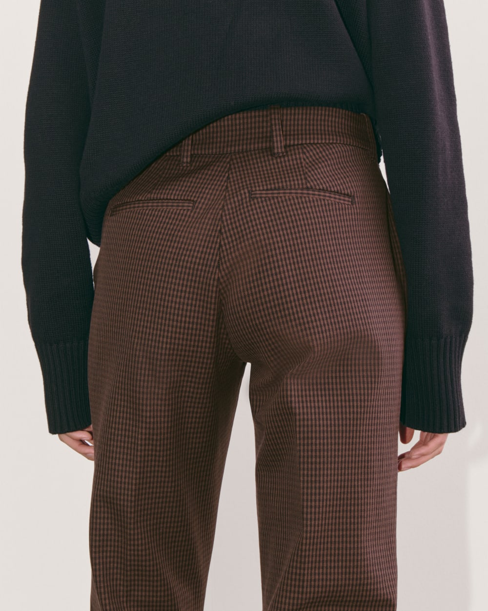 womens-bi-stretch-flare-pant-brown-houndstooth