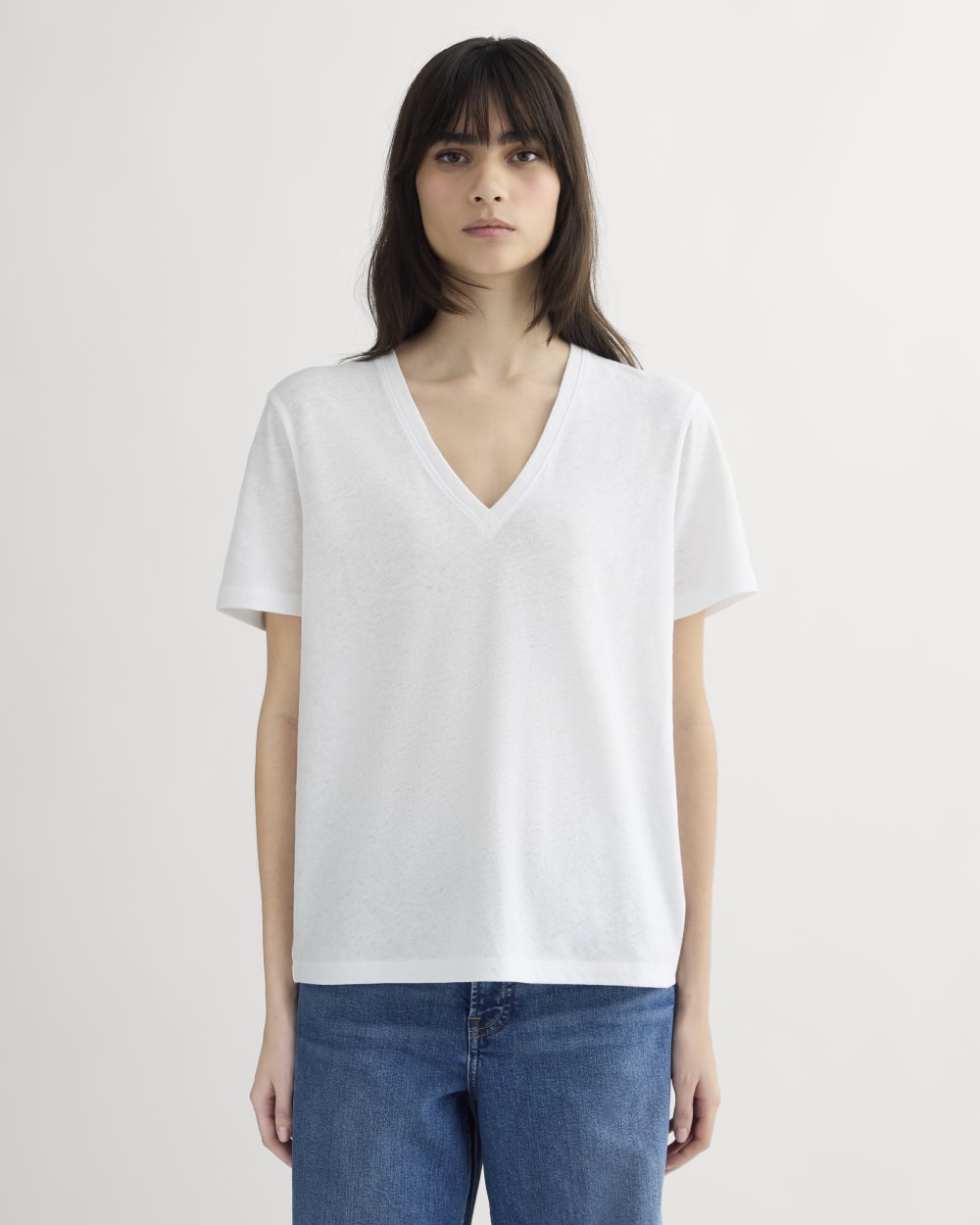 womens-slouchy-v-tee-cotton-linen-white | primary