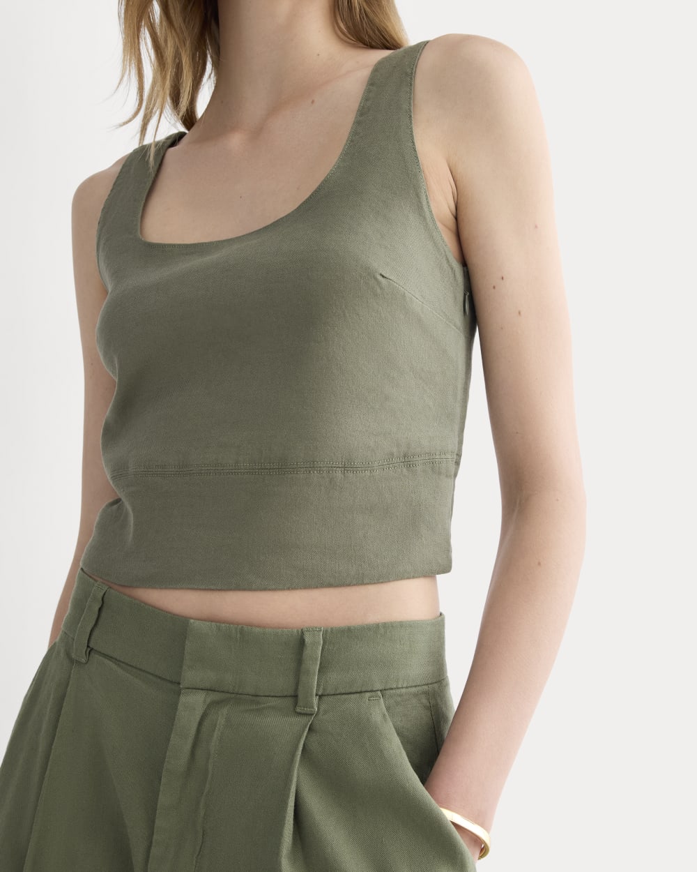 The Square Tank in Stretch Linen | Lichen Green – Everlane