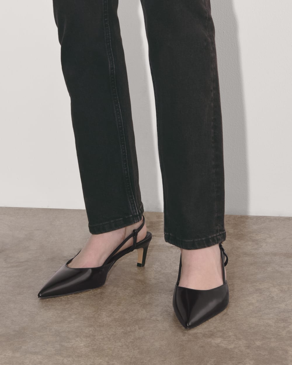 womens-studio-slingback-heel-black | alt
