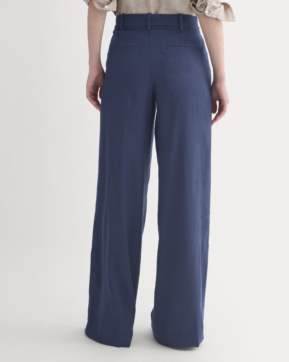 Wide-Leg Belted Pant in Stretch Linen | Navy | Regular – Everlane